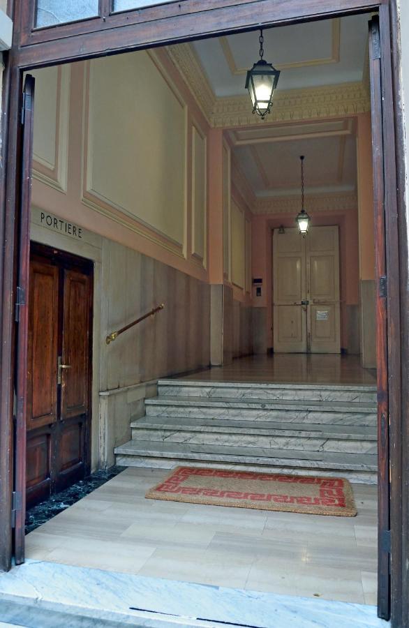 Апартаменты Domus Catone Рим Экстерьер фото
